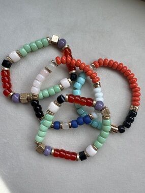 NWT SET of 4 GLASS PONY BEAD BRACELETS